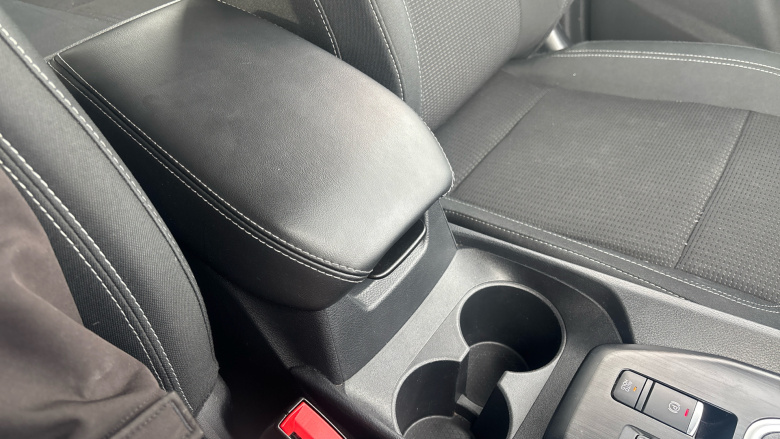 Nissan Qashqai 1.3 DiG-T MH Acenta Premium 5dr Petrol Hatchback